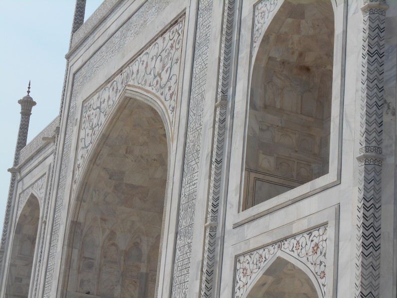 Taj Mahal is one of the most crowded places I have visited during these months. Probably because it is one of the world's wonders.