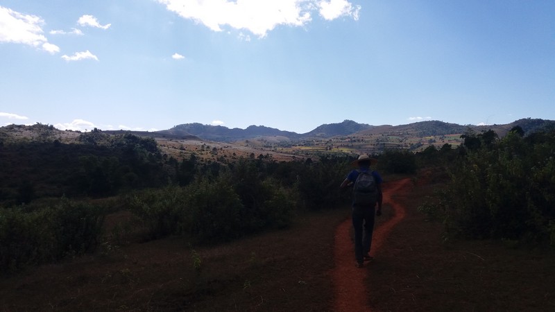 I really wanted to do this trekking from Inle Lake to Kalaw, but it seems that not many people do it. It is easier the opposite way, from Kalaw to Inle.