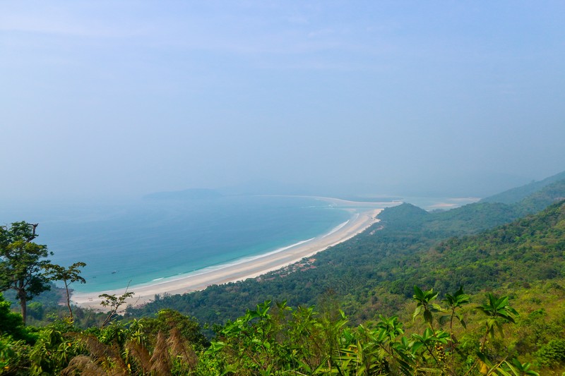 I decided to sleep at Paradise beach as I want to explore the maximum of Dawei beaches. Going from Dawei city to the very south of the Peninsula and going back the same day is not an option.