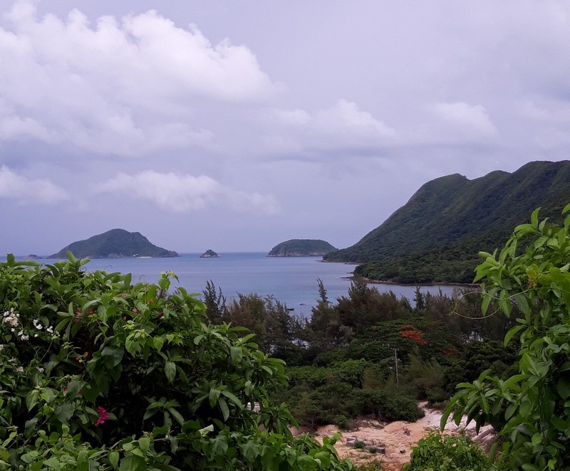 I stayed 3 nights in Con Dao islands and if on the first day the rain was threatening, the other days the same didn't happen. Inclusively I spent a day at the hostel because of the rain...
