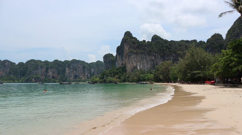 Railay beach is in fact the most beautiful beach nearby Ao Nang and on the mainland. No wonder that usually that’s where the biggest part of the people go.