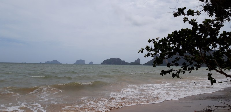 I lived in Krabi for 2 months, more precisely in Ao Nang, so besides the most touristy places, I had to figure out more places nearby to visit,