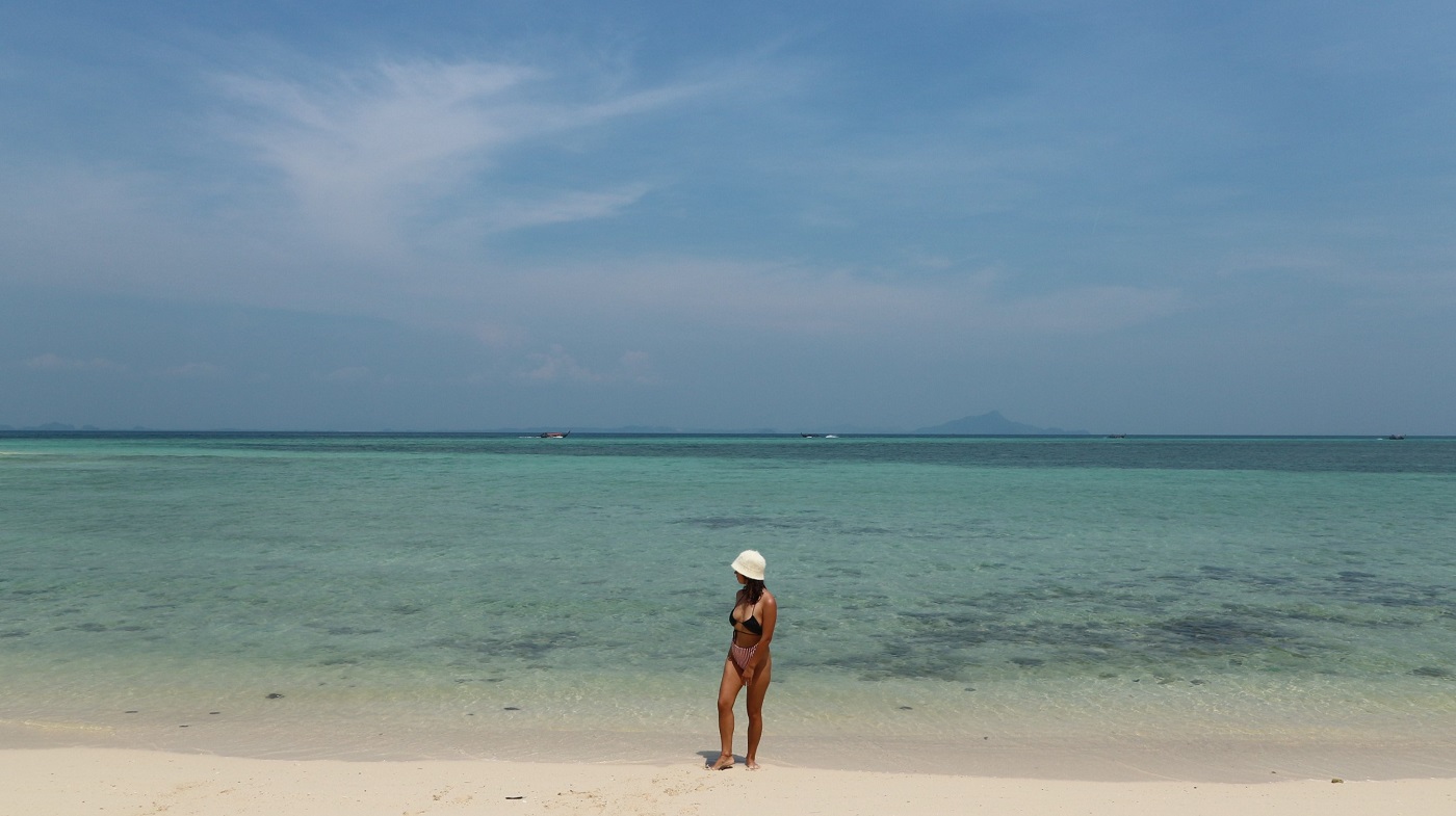 Krabi island: Poda island day tour