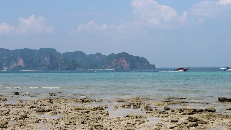 From Ao Nang, you can see an island that appears not to be very far… That is Poda island and you can reach it within 15-20 minutes by longtail boat.