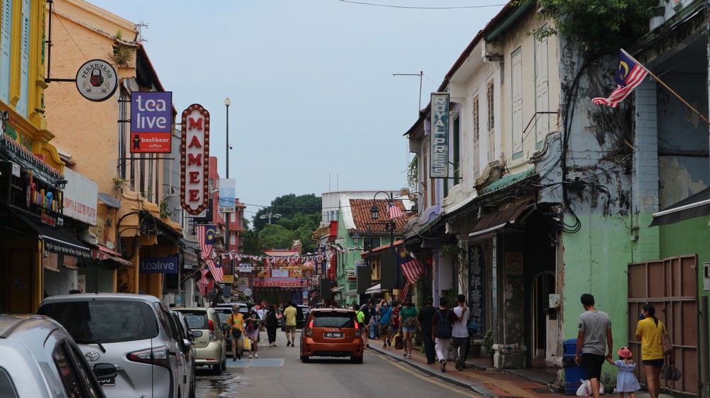 I went to Malacca on a short trip from Kuala Lumpur. From Kuala Lumpur to Malacca is easy to access the city and the distance between the two ones is not demotivating.