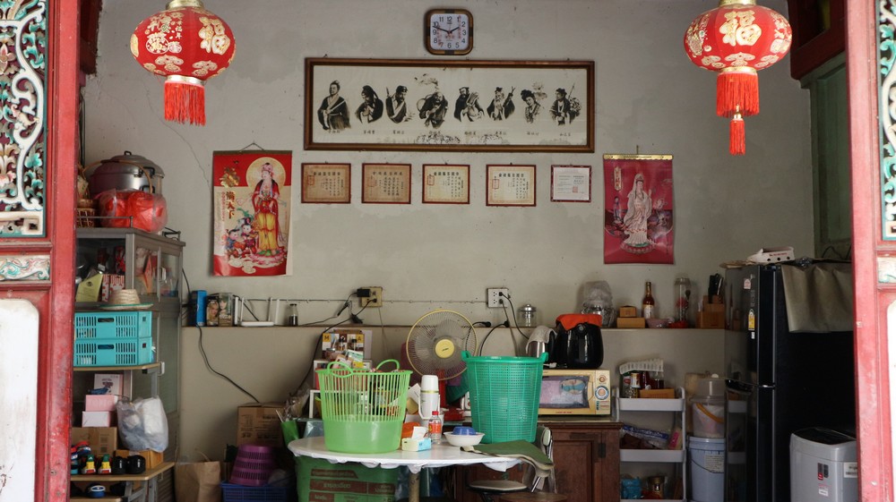 Rong Kueak Shrine
