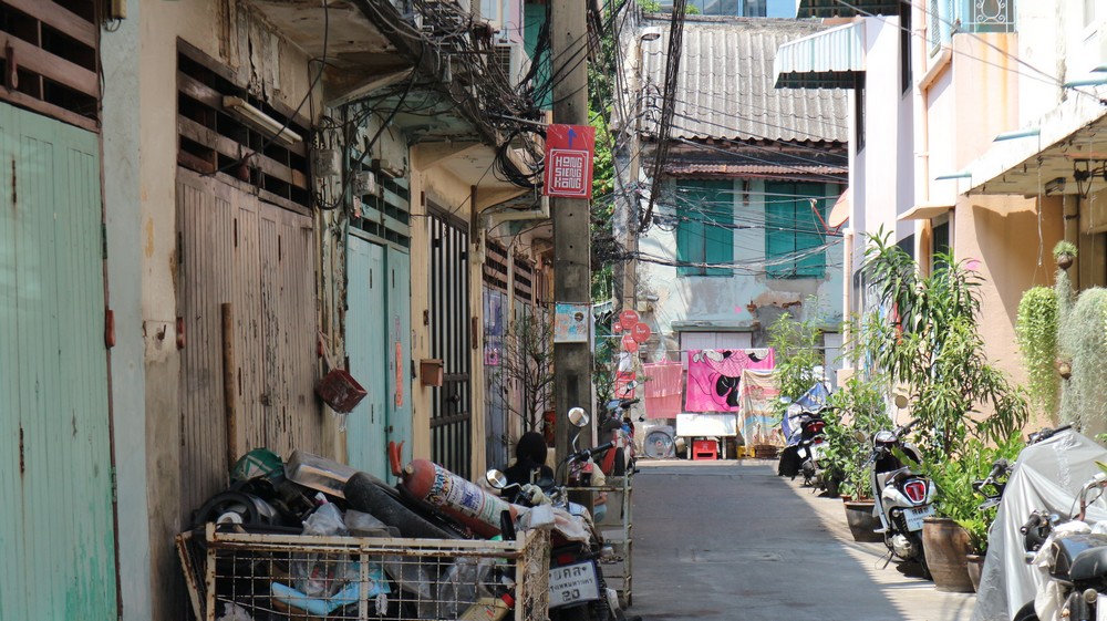 While in Bangkok I visited Bangkok Chinatown once more and the Portuguese neighborhood for the first time.