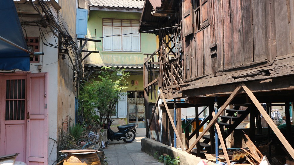 While in Bangkok I visited Bangkok Chinatown once more and the Portuguese neighborhood for the first time.