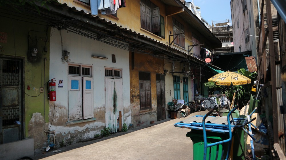 While in Bangkok I visited Bangkok Chinatown once more and the Portuguese neighborhood for the first time.