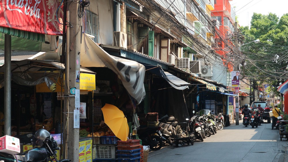 While in Bangkok I visited Bangkok Chinatown once more and the Portuguese neighborhood for the first time.