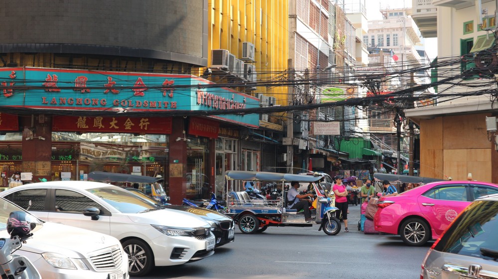 While in Bangkok I visited Bangkok Chinatown once more and the Portuguese neighborhood for the first time.