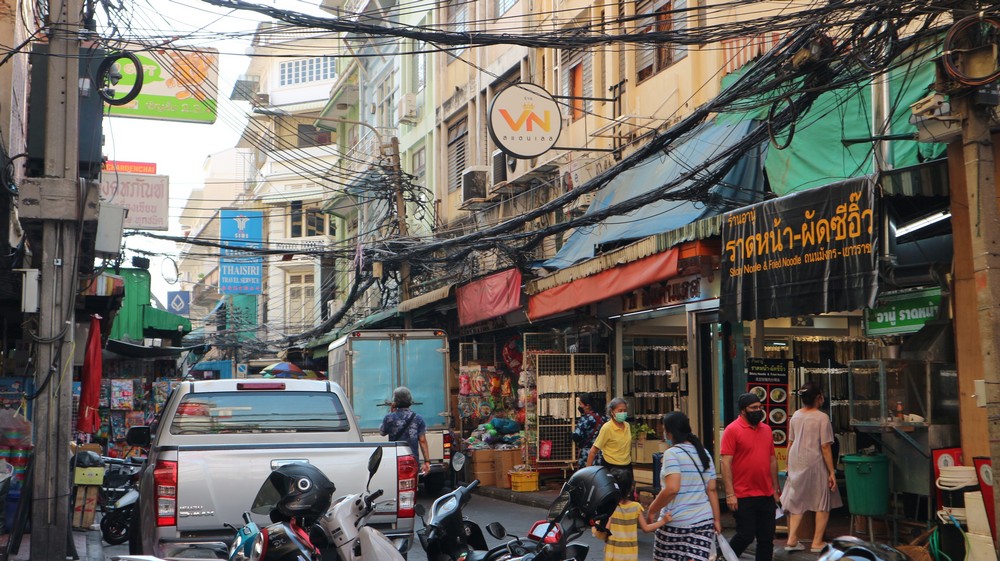 While in Bangkok I visited Bangkok Chinatown once more and the Portuguese neighborhood for the first time.