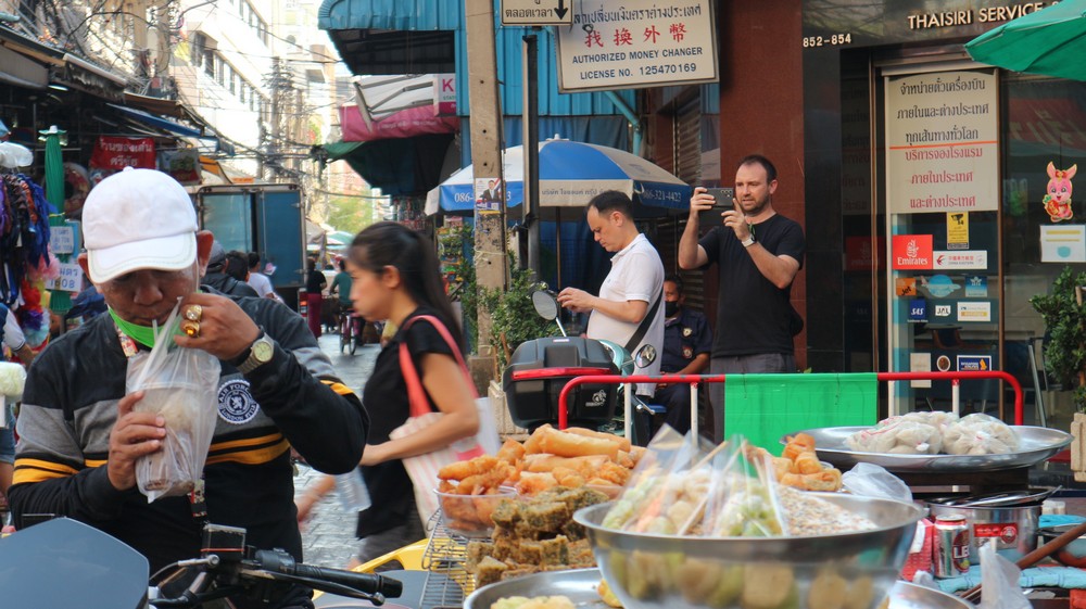 While in Bangkok I visited Bangkok Chinatown once more and the Portuguese neighborhood for the first time.