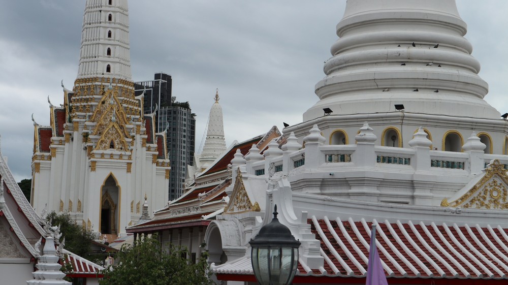 While in Bangkok I visited Bangkok Chinatown once more and the Portuguese neighborhood for the first time.