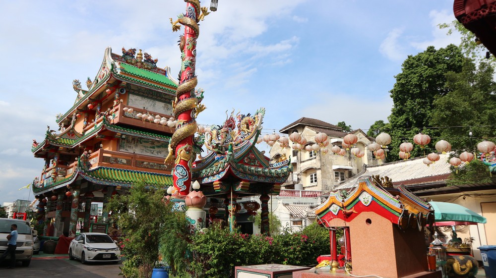 While in Bangkok I visited Bangkok Chinatown once more and the Portuguese neighborhood for the first time.