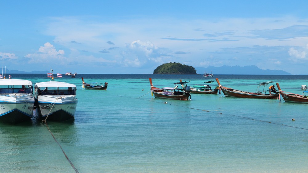 I went to Koh Adang because of the stunning view of Koh Lipe which was even better than I was expecting.