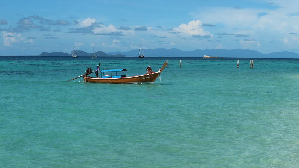I went to Koh Adang because of the stunning view of Koh Lipe which was even better than I was expecting.