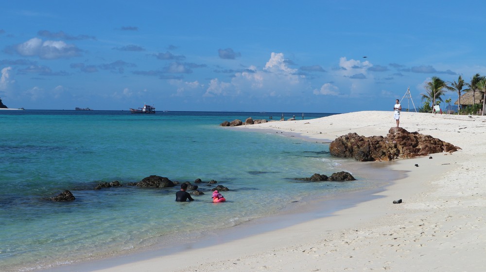 I went to Koh Adang because of the stunning view of Koh Lipe which was even better than I was expecting.