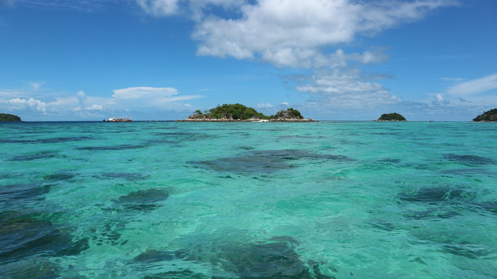 I went to Koh Adang because of the stunning view of Koh Lipe which was even better than I was expecting.
