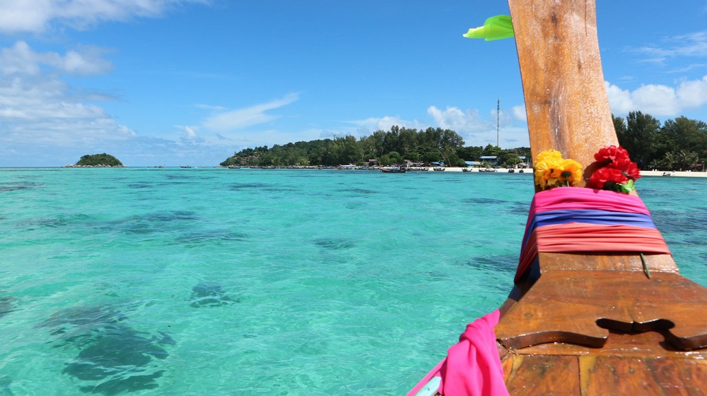 I went to Koh Adang because of the stunning view of Koh Lipe which was even better than I was expecting.