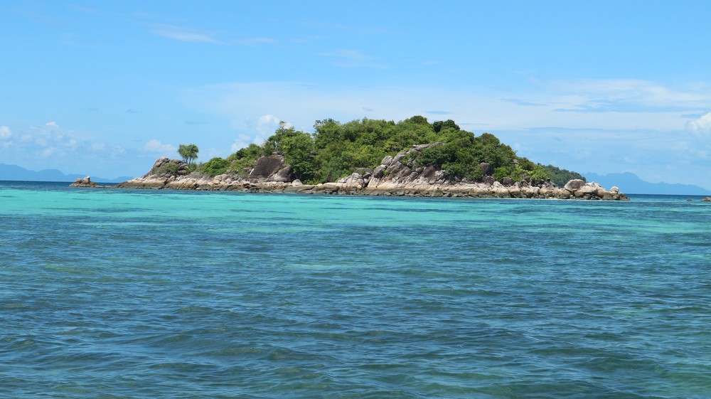 I went to Koh Adang because of the stunning view of Koh Lipe which was even better than I was expecting.