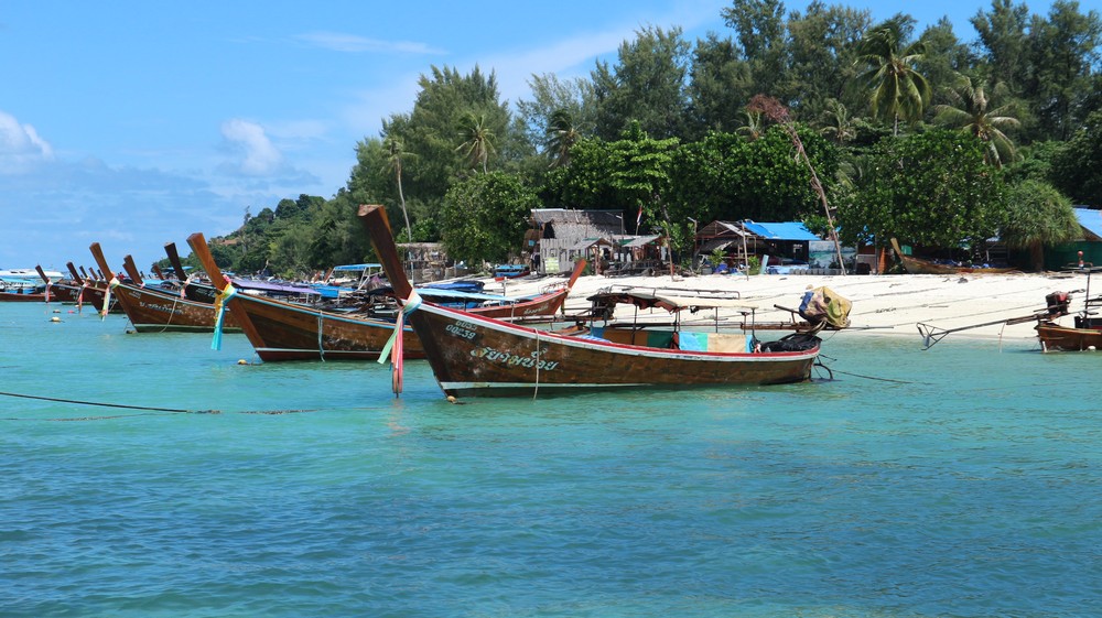 I went to Koh Adang because of the stunning view of Koh Lipe which was even better than I was expecting.