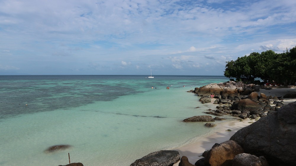Koh Lipe was an island that was under my eye for more than 1 year. Many people say this is the most beautiful island in Thailand.