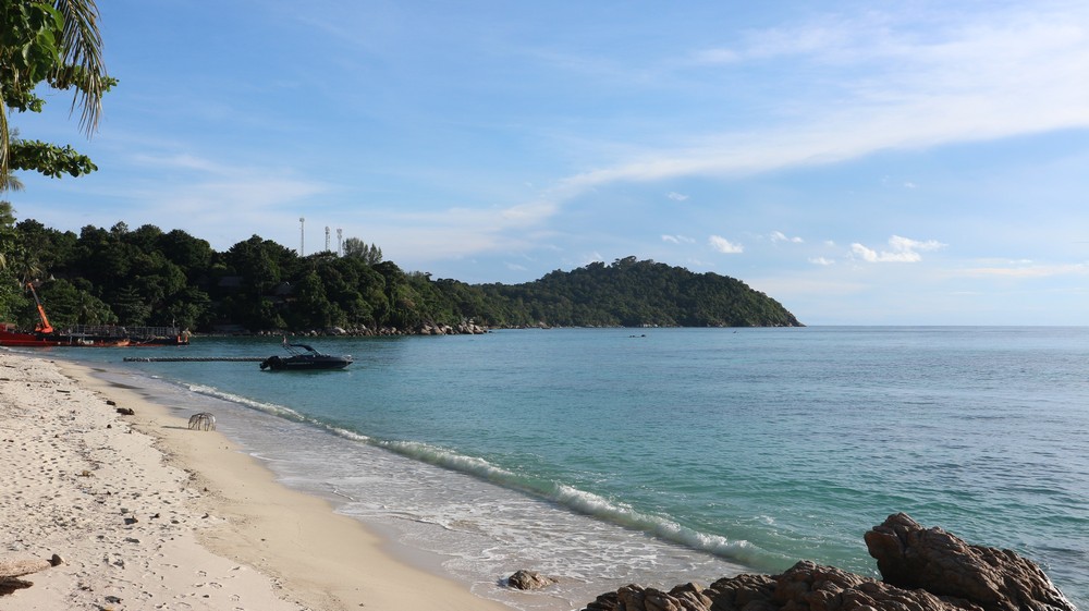 Koh Lipe was an island that was under my eye for more than 1 year. Many people say this is the most beautiful island in Thailand.