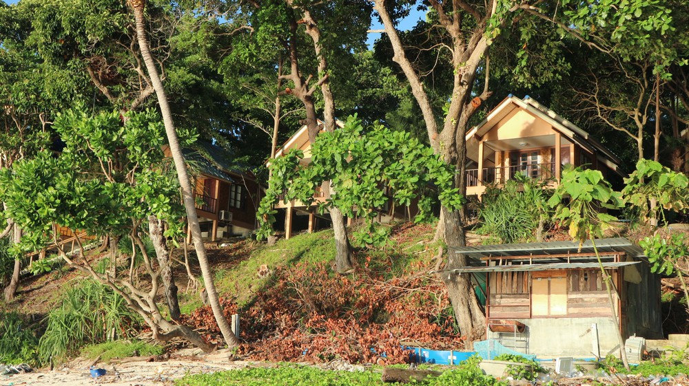 Koh Lipe was an island that was under my eye for more than 1 year. Many people say this is the most beautiful island in Thailand.