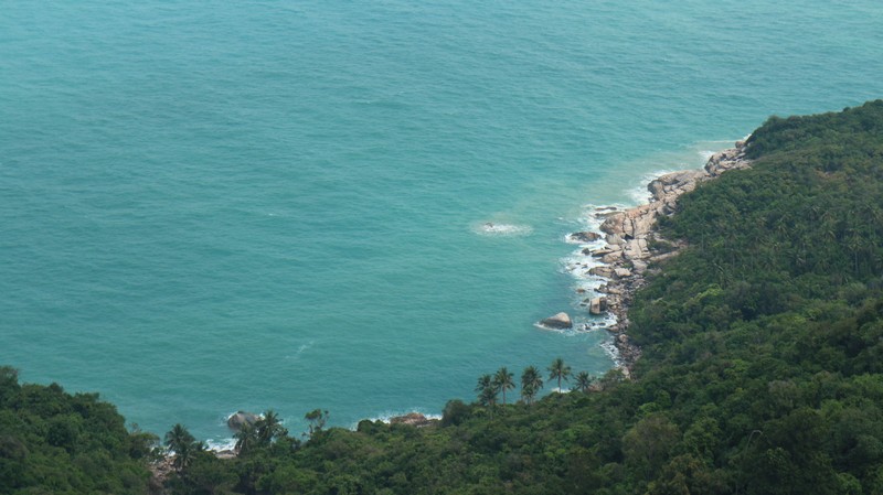 Even though I have been to Koh Phangan before, I didn’t explore the island fully, and one of the missing spots was the famous Bottle Beach.