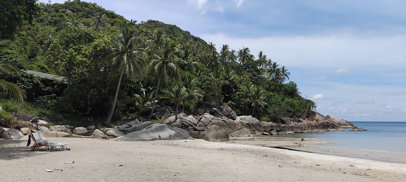 Even though I have been to Koh Phangan before, I didn’t explore the island fully, and one of the missing spots was the famous Bottle Beach.