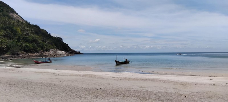 Even though I have been to Koh Phangan before, I didn’t explore the island fully, and one of the missing spots was the famous Bottle Beach.