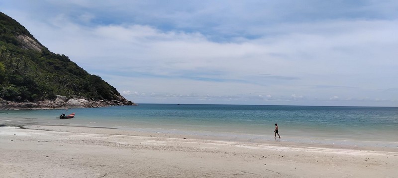 Even though I have been to Koh Phangan before, I didn’t explore the island fully, and one of the missing spots was the famous Bottle Beach.
