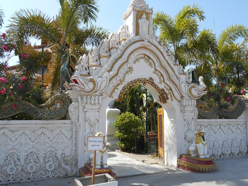 Must visit Pagodas in Mandalay, Myanmar -Kyauktawgyi Pagoda- while you stay home3