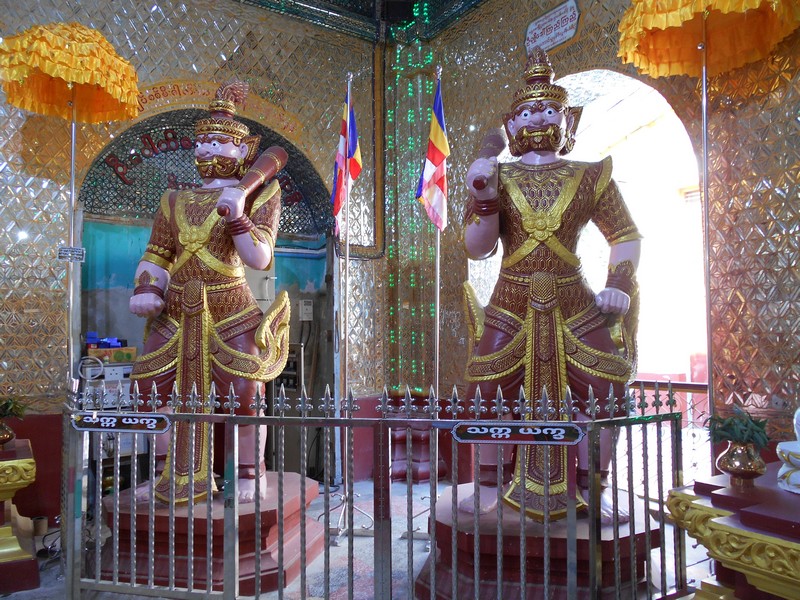 Must visit Pagodas in Mandalay, Myanmar -Kyauktawgyi Pagoda- while you stay home34